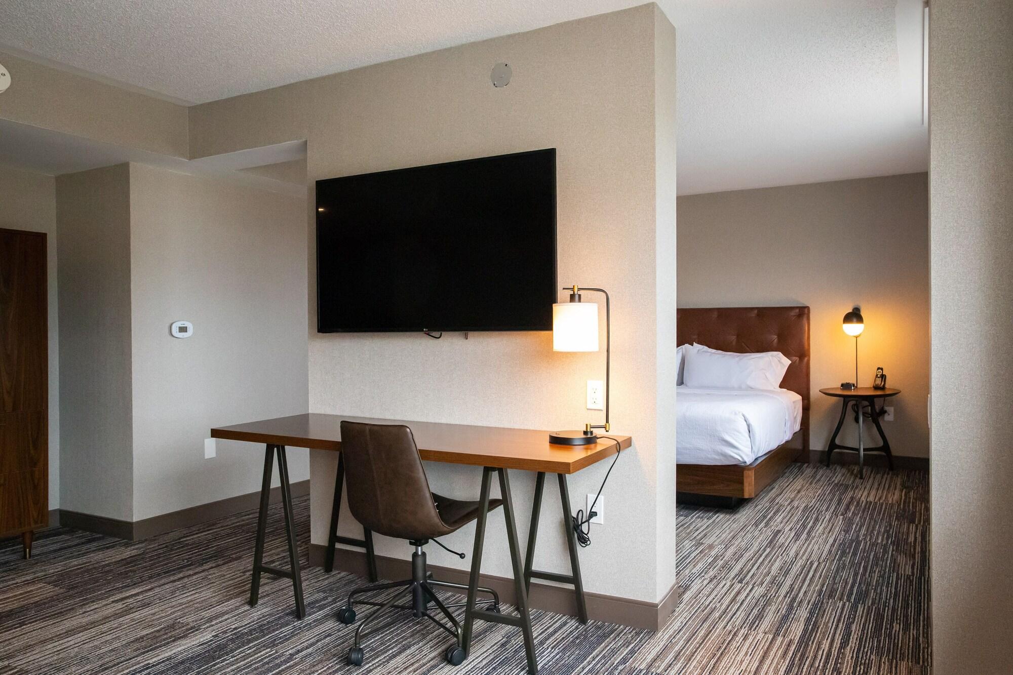 Four Points By Sheraton Point Edward Sarnia Exterior photo