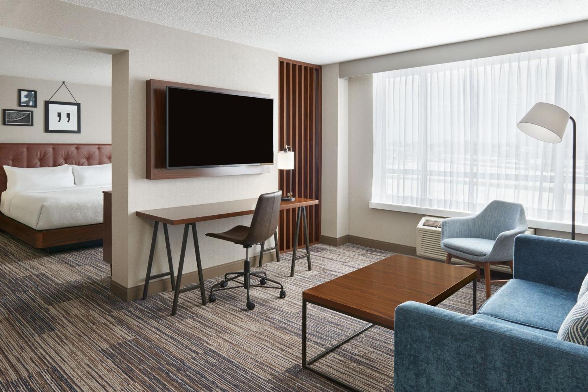 Four Points By Sheraton Point Edward Sarnia Exterior photo