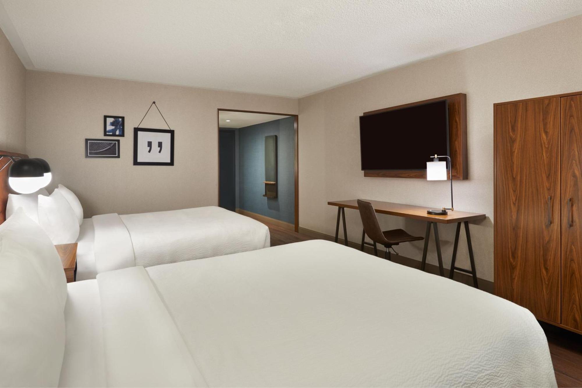 Four Points By Sheraton Point Edward Sarnia Exterior photo